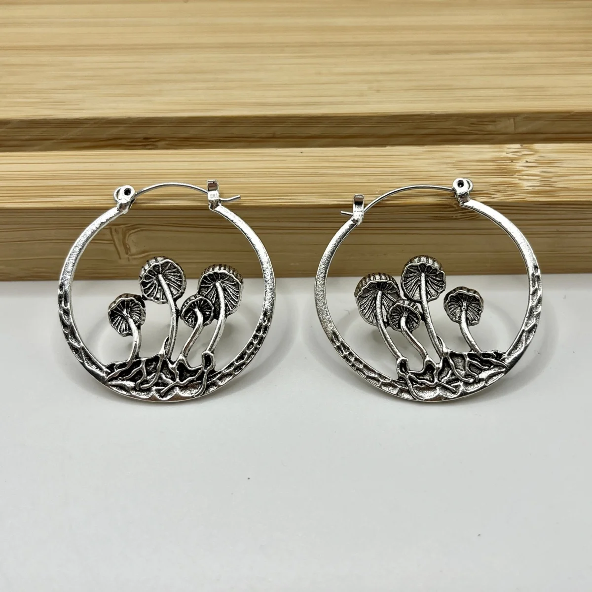 Hoop earrings Bohemian Style Gothic Mushroom Hoop Earrings Unique Alloy Jewelry for Women and Girls Perfect Creative Gift