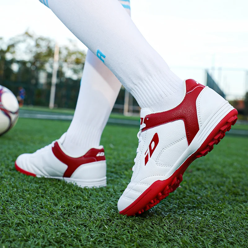 Hot Sale Red Turf Soccer Shoes Unisex Leather Outdoor Sports Futsal Sneakers Men Lightweight Non-slip Children's Football Shoes