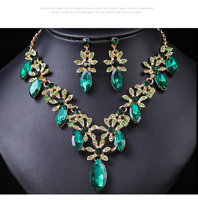 

Accessories jewelry diamond exaggerated retro necklace set female crystal banquet dress accessories clavicle chain