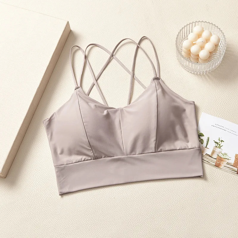 Description Picture 4 of item2022 Beauty Back Double Strap Yoga Wrap Chest Can Be Wearable Inside and Out to Gather Sexy Comfortable Breathable Vest