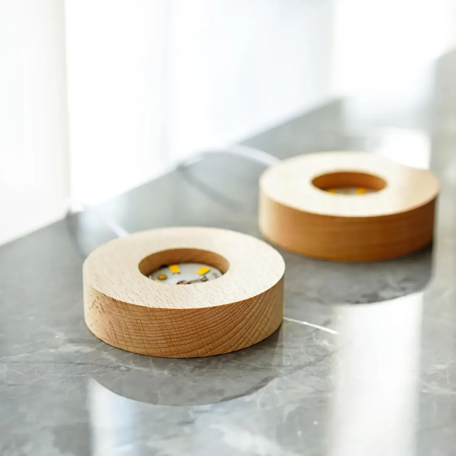 5-8cm Solid Wood LED USB Lamp Holder Display Base Night Light Luminous Bottle Coasters Crystal Ball Glass Ornament Stand Decor 4
