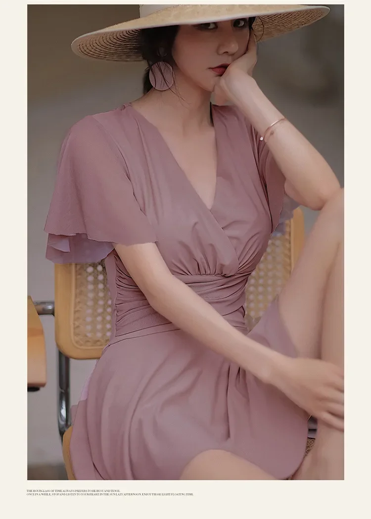 

Baньоны с мангой для женщин, купальные костюмы с узором, монокини с volantes и almohadilla de realce, стиль coreano