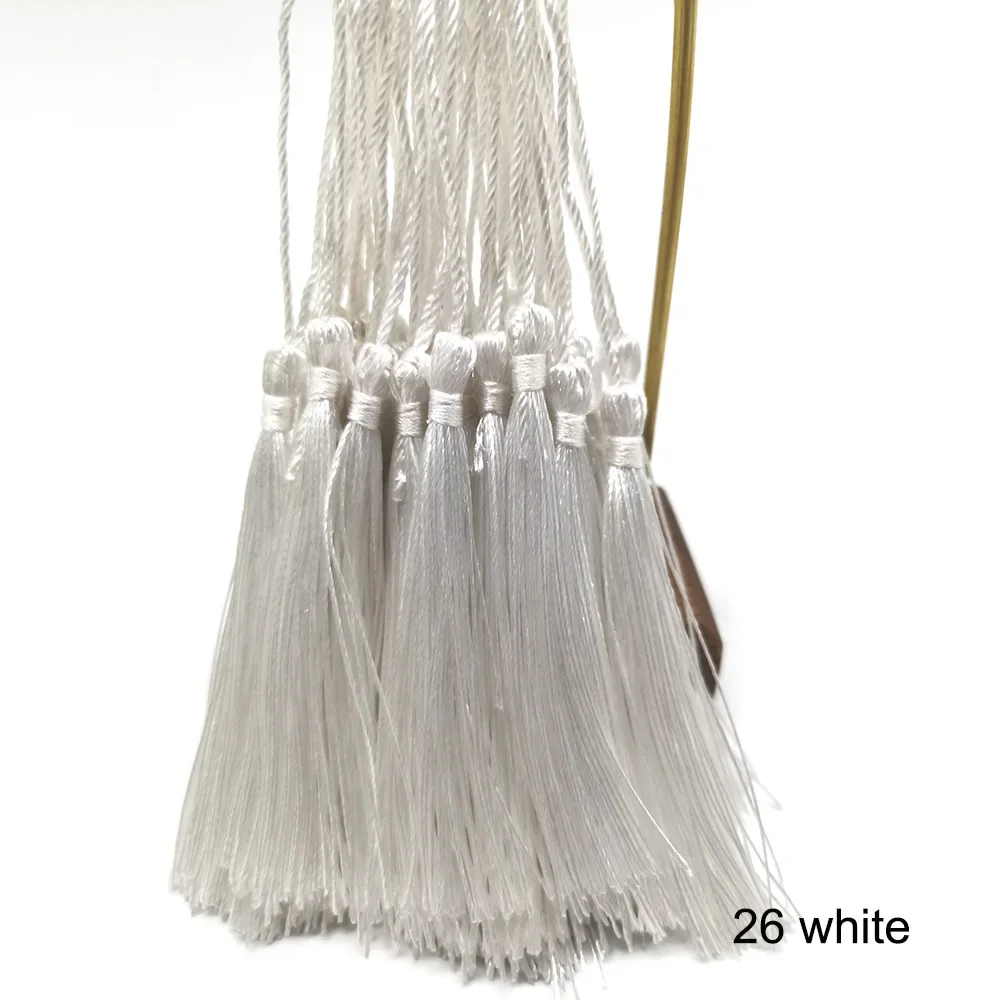 26 white