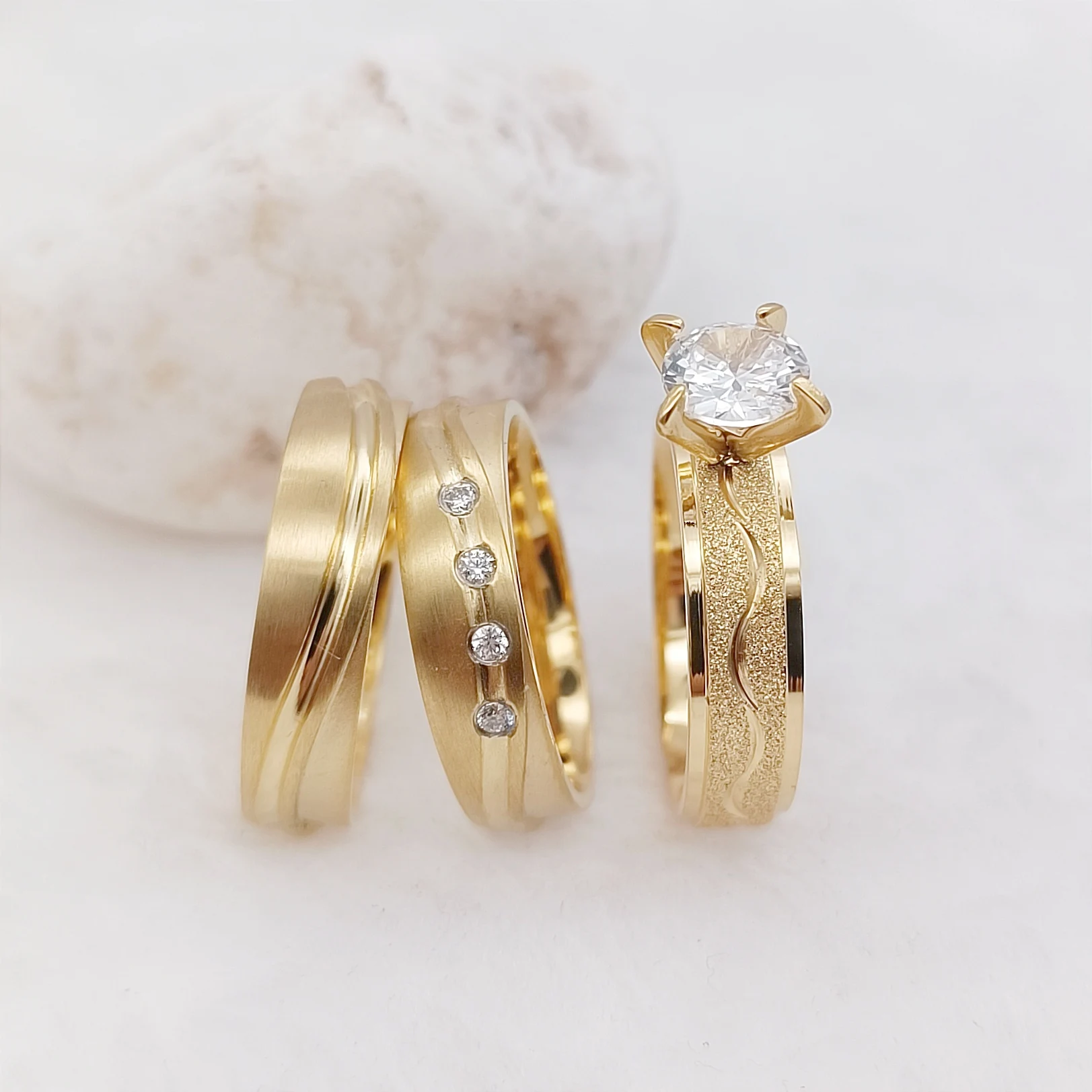 Anillos chapados en oro de 24k para mujer, alianzas de amor para parejas,  joyería occidental turca esmerilada de 3 piezas, conjuntos de anillos de  compromiso de boda, Diamante cz - AliExpress