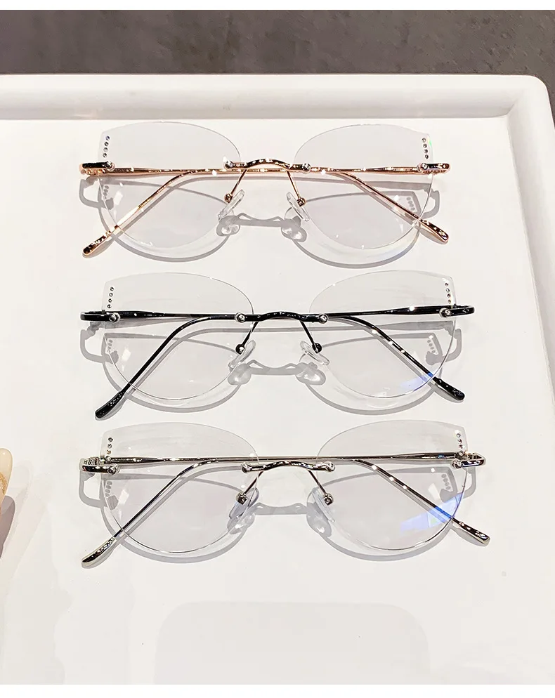 Ultraleichte rahmenlose Brillengestell für Damen, Farbwechsel, Myopie-Brille, modische Katzenbrille, Rahmen, Brille 9923 – Detail 4
