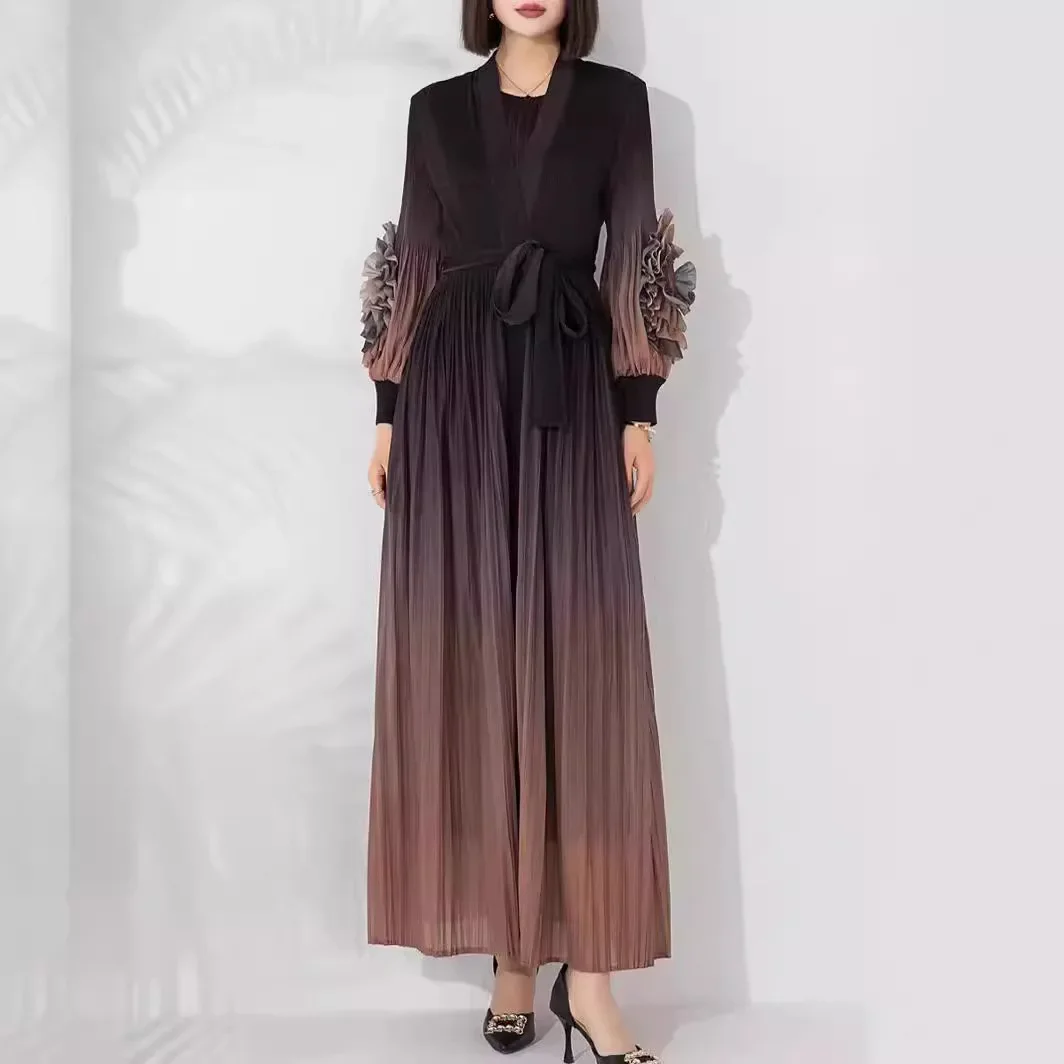 

Miyake High-end Pleated Fashion Suit Women's New Gradient Color Plate Flower Long Lace-up Outer Shawl Inner Dress Two-piece Set