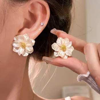 925 Silver Needle Korean Fashion Camellia Flower Earrings For Women Jewelry 2025 Trending Women's White Flowers Stud Earrings