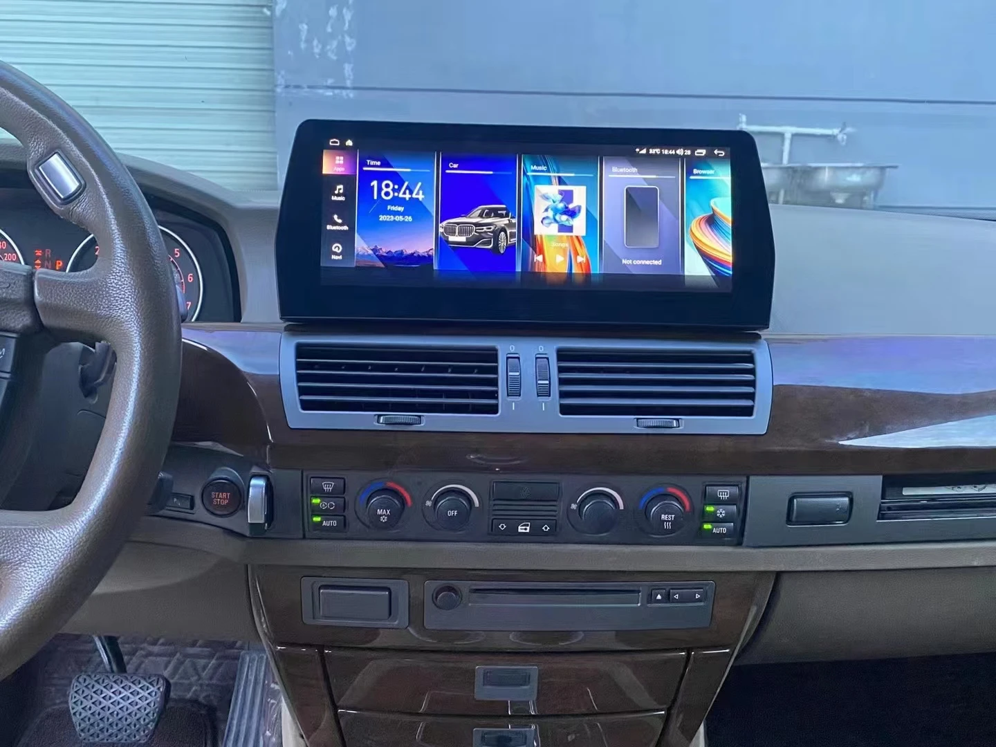 

Автомобильный беспроводной мультимедийный плеер на Android 13 для BMW 7 серии F01 F02 F03 F04 2009-2016 4G WIFI GPS стерео