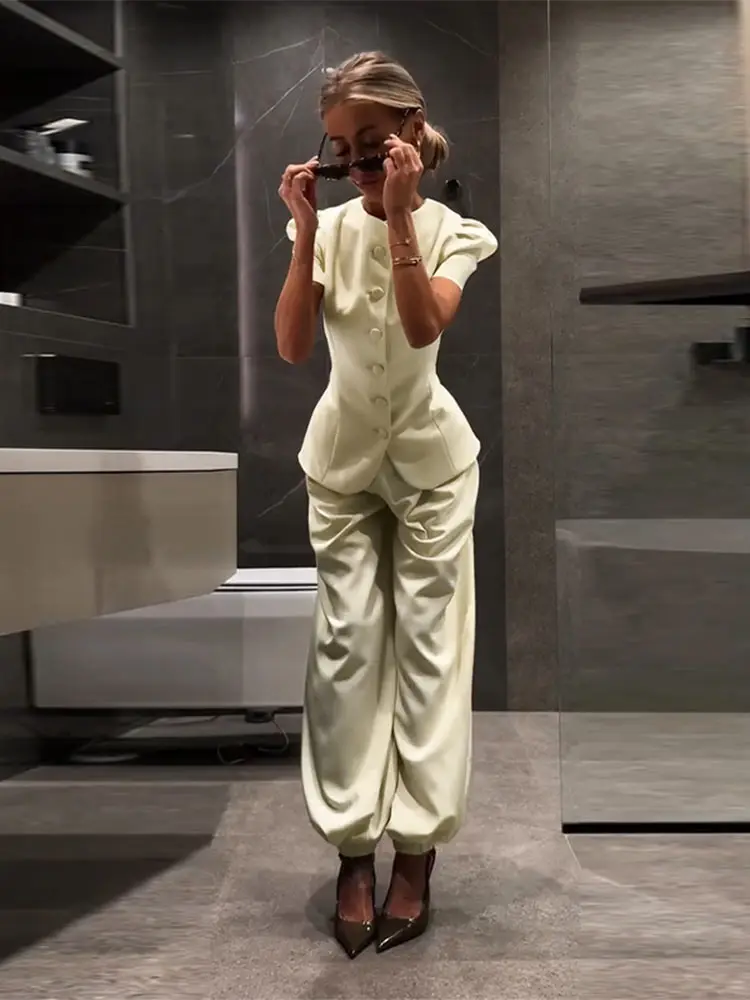 Puffärmel-Oberteil mit Taillenschnürung und Laternenhose für Damen, Streetwear-Set mit Einreiher-Oberteil und Weiter Hose, Schicke Damen-Sets – Detail 6