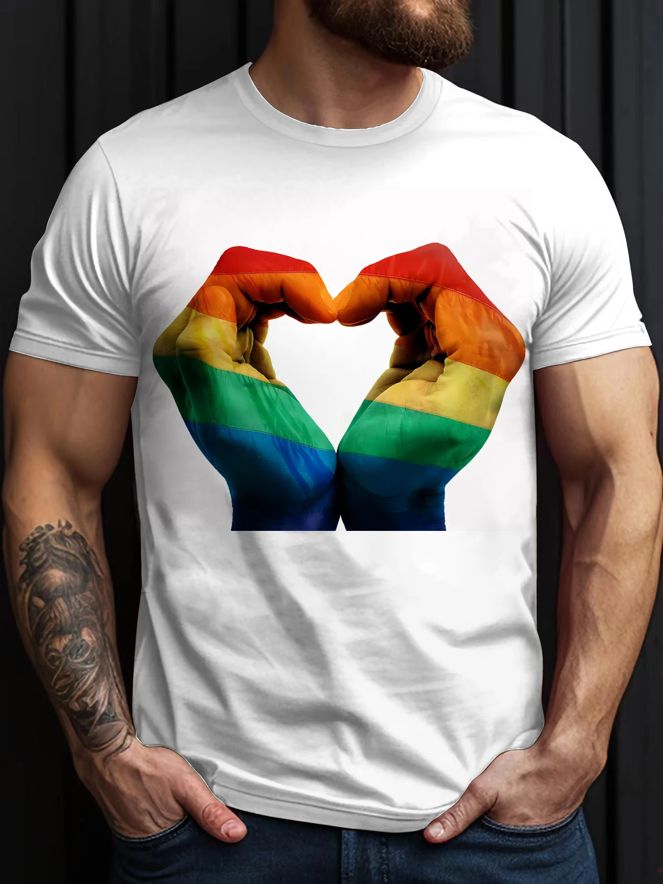 

BHRIWRPY Plus Size Men's Vintage Style T-Shirt With Rainbow Heart Hands Graphic, Sporty & Casual Style