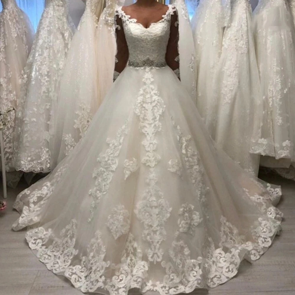 

ANGELSBRIDEP V-Neck Wedding Dress Robe De Mariee Tulle Ball Gown Floor Lebgth Long Sleeves Applique Crystals Belt Plus Size