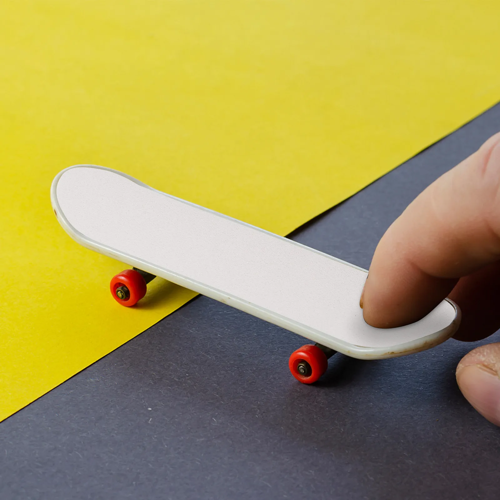 핑거보드용 10개입 폼 그립 테이프 미끄럼 방지 튼튼하고 오래 지속되는 스티커형 표면 편안한 그립감 작은 스케이트보드 데칼