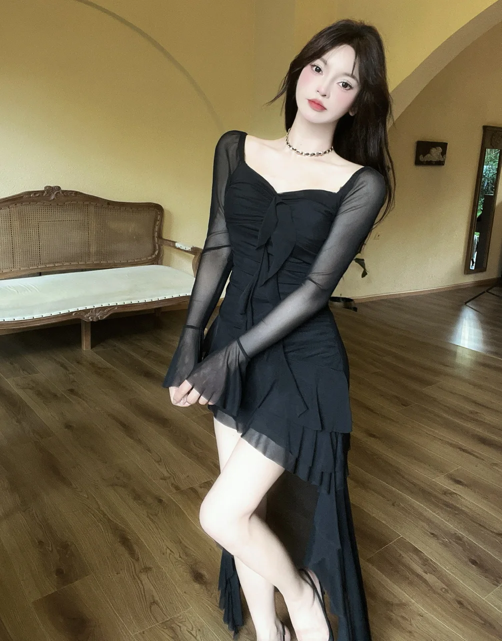 Vestido de fiesta de noche irregular Y2K de malla de manga larga con cuello cuadrado y volantes, corte en A, sexy, moda coreana