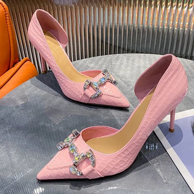 

Rhinestone Square Buckle Patent Leather Sandals Temperament Fashion Pointed Toe Heels 2023 Spring Summer Fine Heel Single Shoes