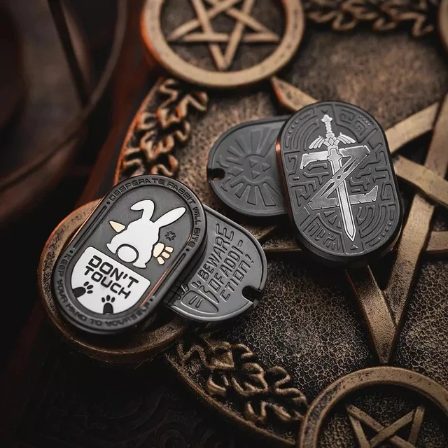 ウサギフィジェットスライダー大人触覚コイン MOT 溝金属 EDC