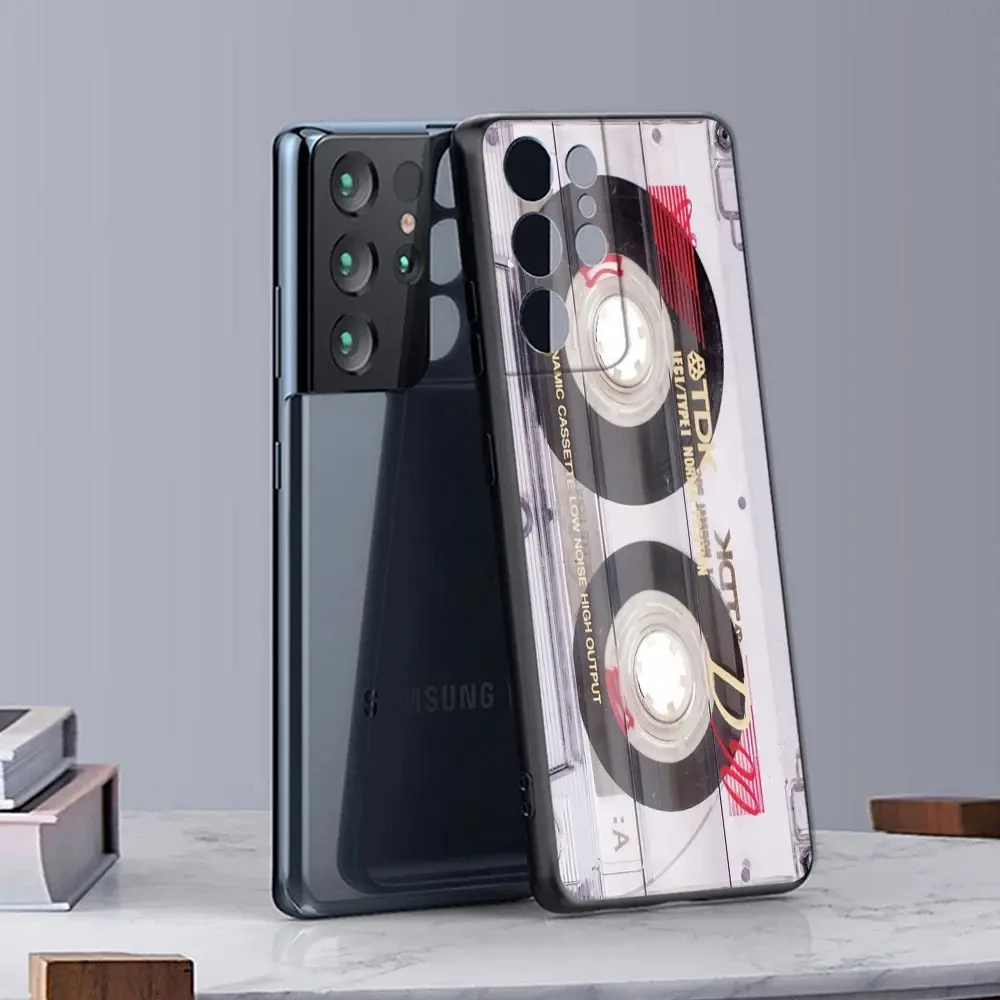 Vintage Magnetic Radio Tape Cassette Design Phone Case Cover