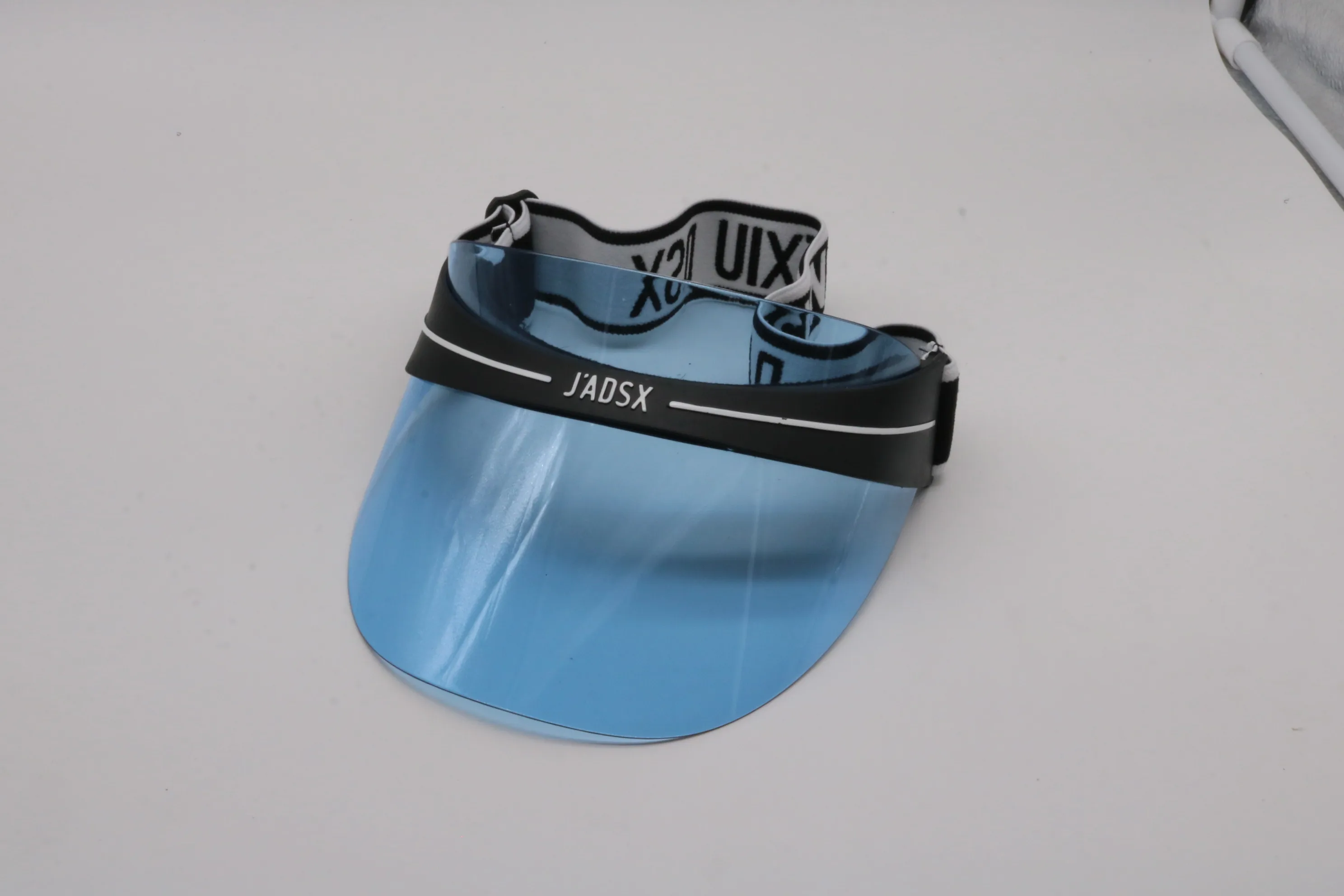 OutdoorTravel Woman Men Sunshade Hat Randomly Sent With And Without Logo Bule Color Transparent PVC Sport Hat