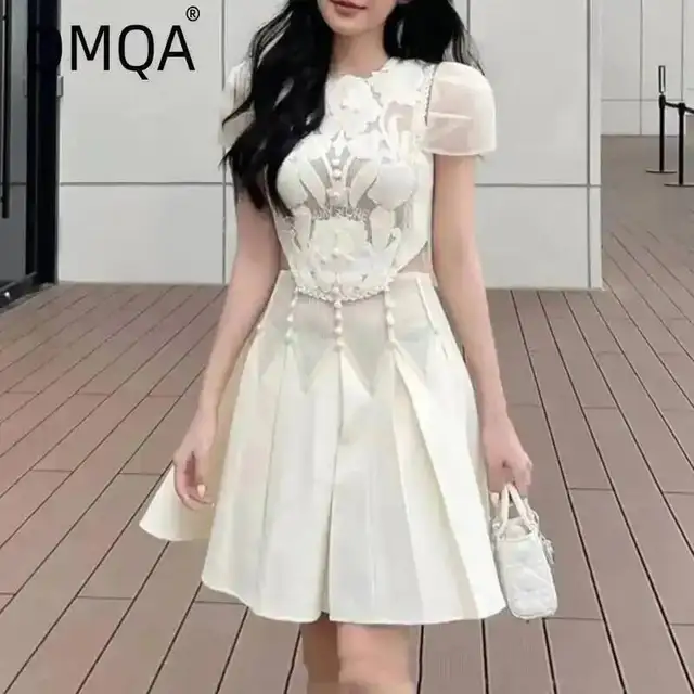 QMQA mode femmes robe élégante épissé dentelle fleur brodée évider conception Mini robes 2025 printemps nouveaux vêtements QM305 1