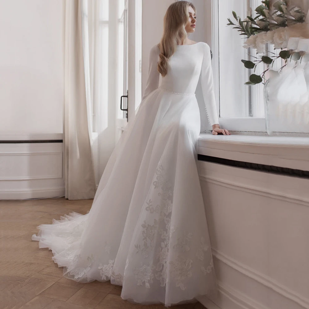 

Gorgeous Scoop Neck Wedding Dress with Buttons Long Sleeves Sexy Illusion Back A-Line Jersey and Tulle Applique Bridal Gowns