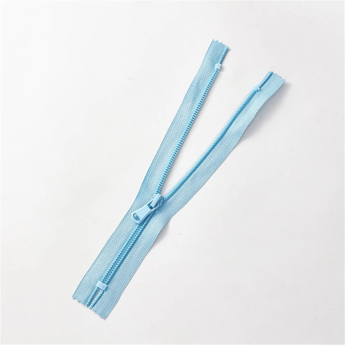 5-Pack Nylon Closed Tail Zipper for Bags and Cushions - 30cm