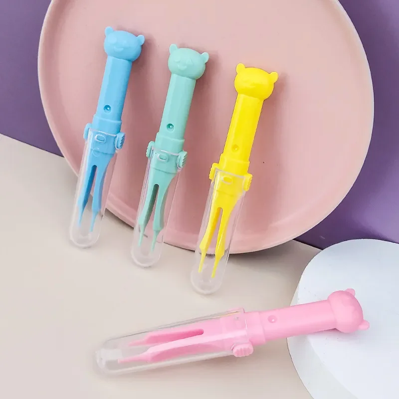 Baby Booger Snot Tweezer Plastic Infant Daily Care Cleaning Tweezer Nasal Mucus Clip for Kids Toddler Baby Items Nose Cleaner