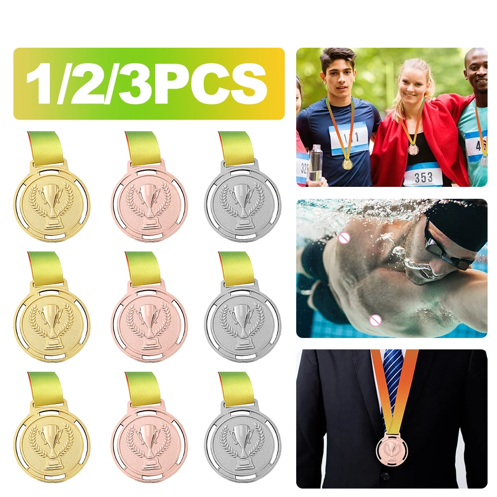 Award Medals Football Medal School Sports Gold Silver Bronze Motion Honor Commemorative Medal For Souvenir Gift Outdoor Sport Kids Toys