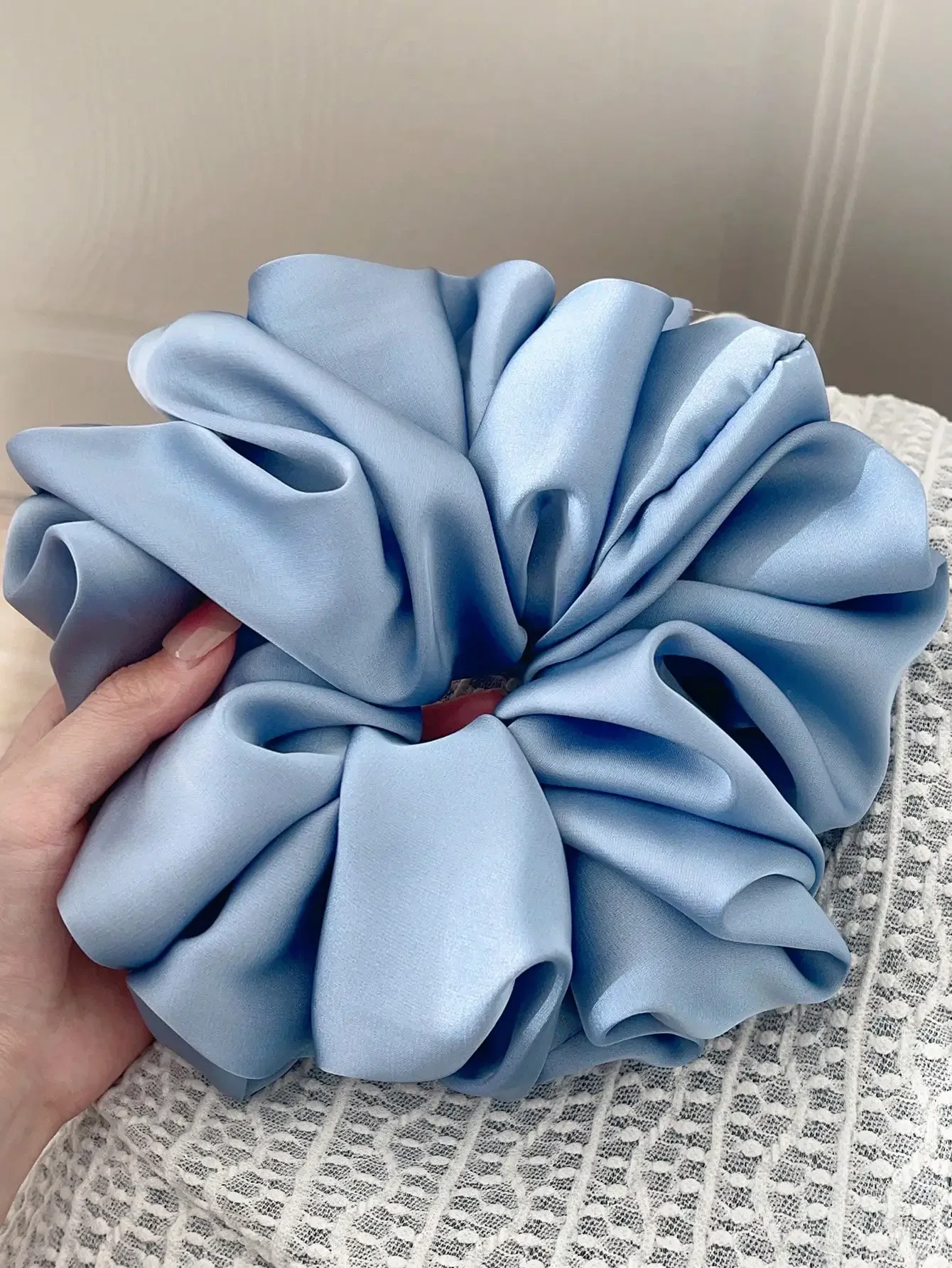 1pc Extra Large Faux Silk Fluffy, High Elasticity, Soft & Silky, Luxury Casual Comfortable Fashion Scrunchie For Women