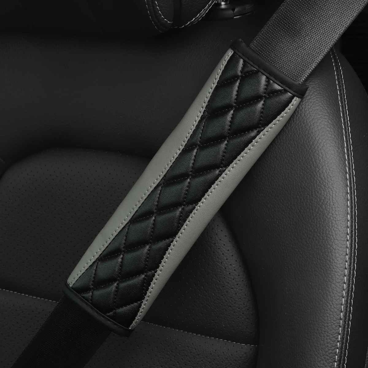 Luxurious 3D Embroidered Faux Sheepskin Seat Belt Shoulder Cover