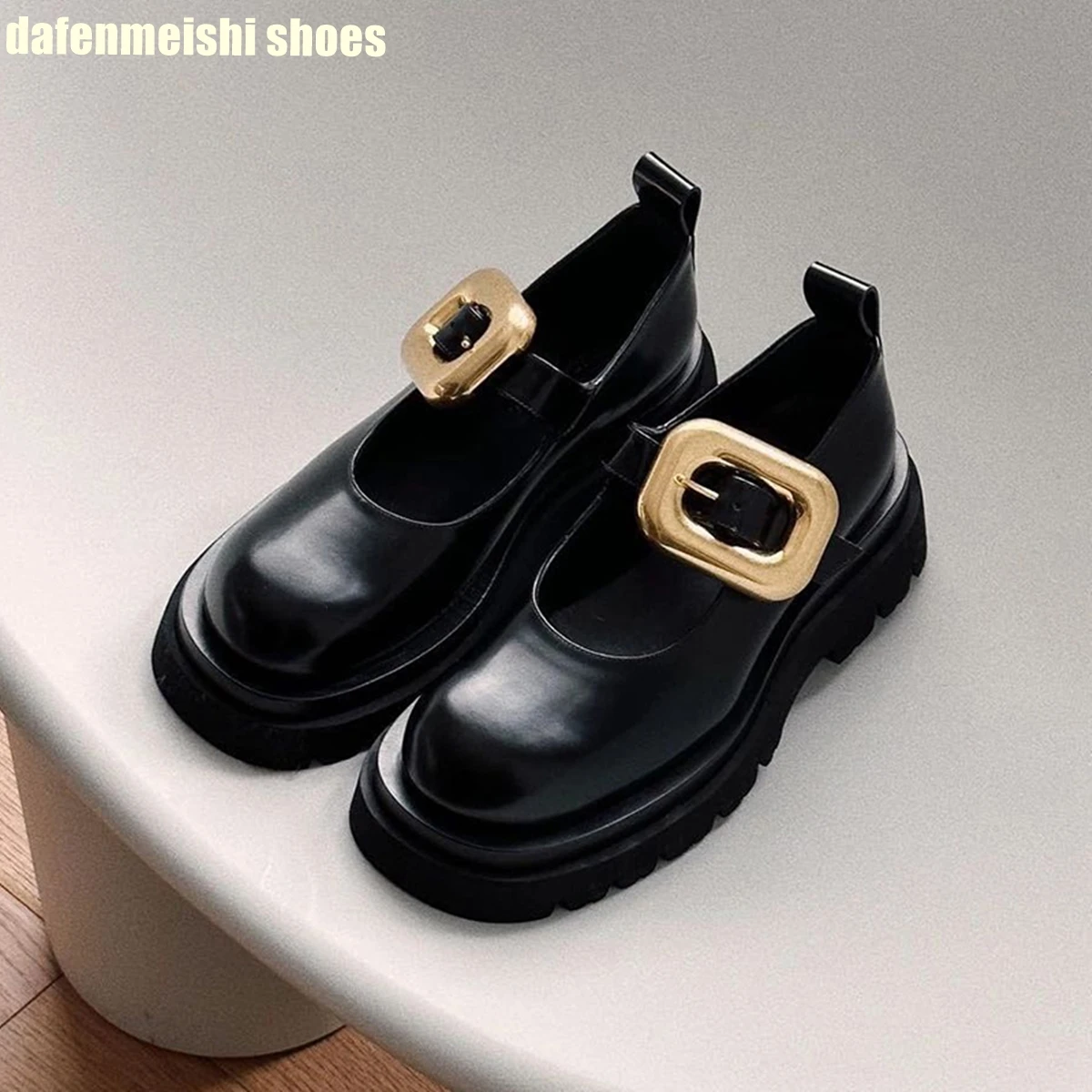 Metal Buckle Loafers Leather Shoes for Women Black Round Toe Platform Slip On Mary Jane Shoes 2024 Spring Fashion Casual Shoes