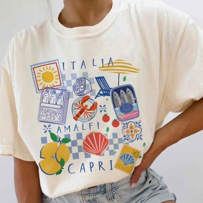 Capri Italia Retro Graphic Seafood Vacation Oversized Women's T-Shirt