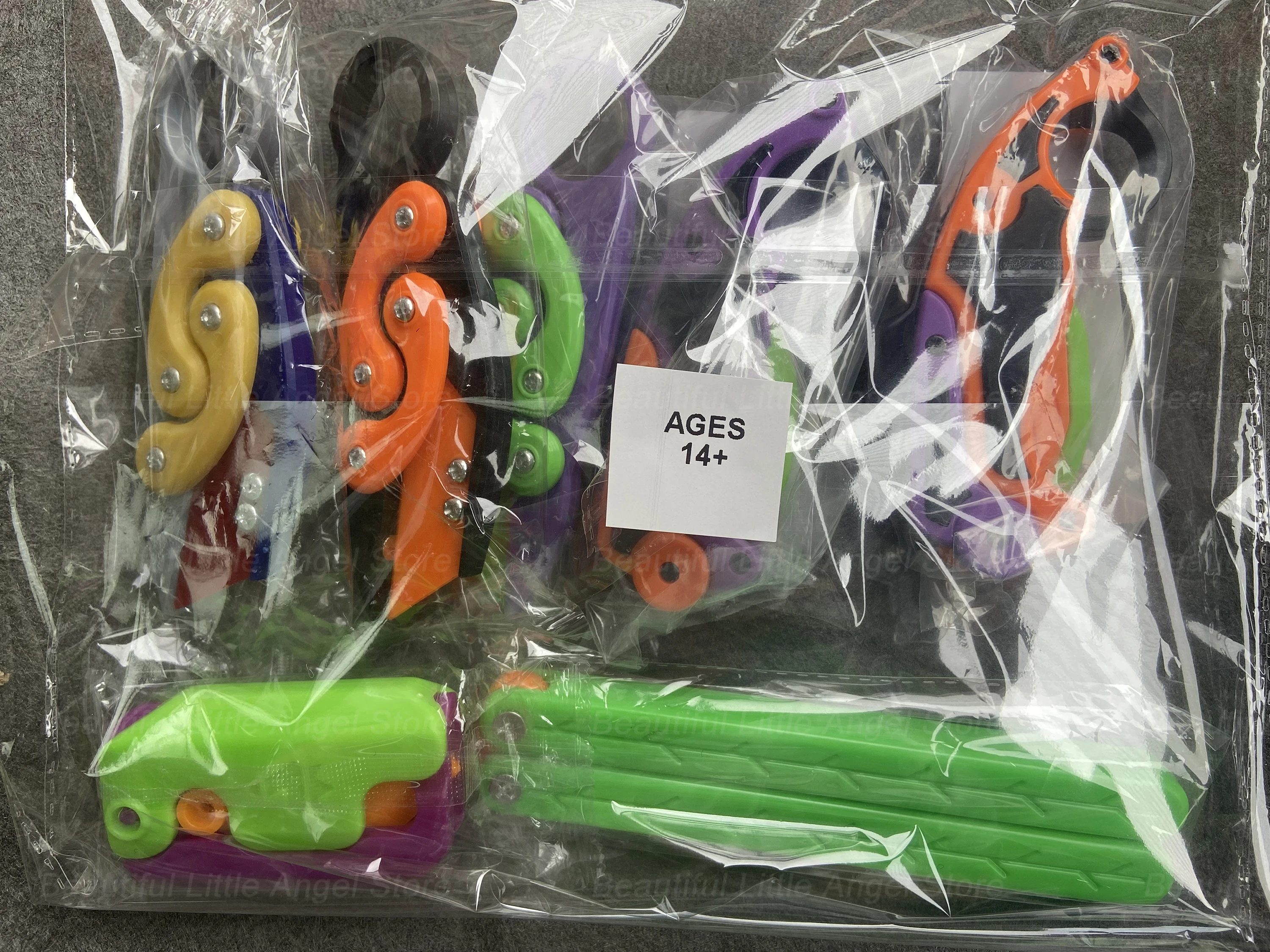 3D Printed Gravity Claw Knife Toy Stress Relief Butterfly Fidget Hand Gripper Sensory Toy Folding Claw Knife Radish Gift
