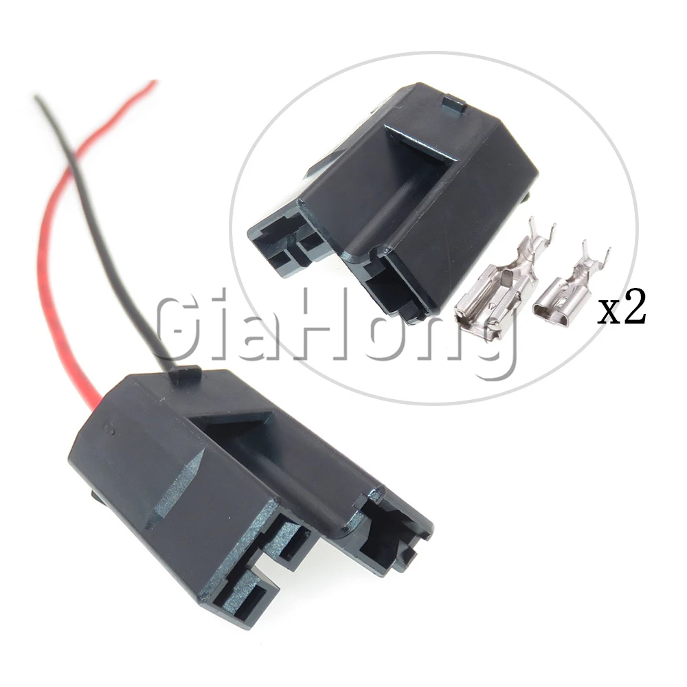 

1 Set 2 Ways Auto Modification Accessories MG630685-5 Starter High Current Unsealed Connector Automobile Socket With Terminal