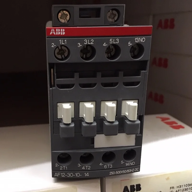 

ABB 3-ploe contactors AF series AC/DC 1NC or 1NO 50HZ/60HZ 24V~60V DC 20V-60V 12A 5.5kw AF12-30-10-11 AF12-30-01-11