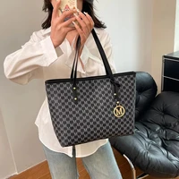 Sac à bandoulière polyvalent de grande capacité avec imprimé lettres, sac à main de luxe de marque tendance rétro, sac fourre-tout pour les navetteurs 1