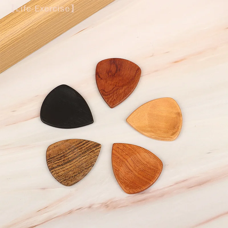 1/5Pcs Wooden Acoustic Guitar Picks Bass Ukulele Plectrum Picks Electric Guitar Can Be Drillable Pendant Gift
