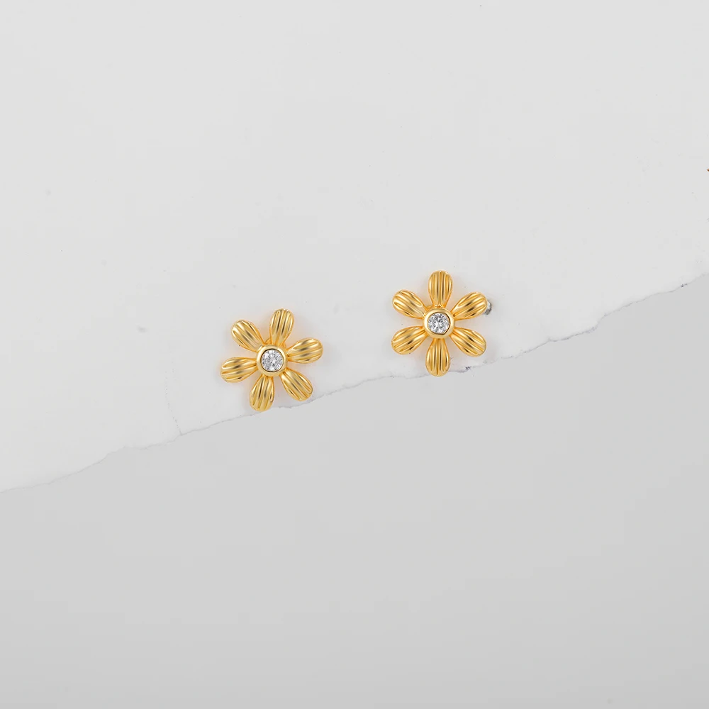 Dainty Small Daisy Earrings Stainless Steel Striped Flower Zircon Ear Earring PVD Waterproof Cute Girls Fashion Jewelry Aretes