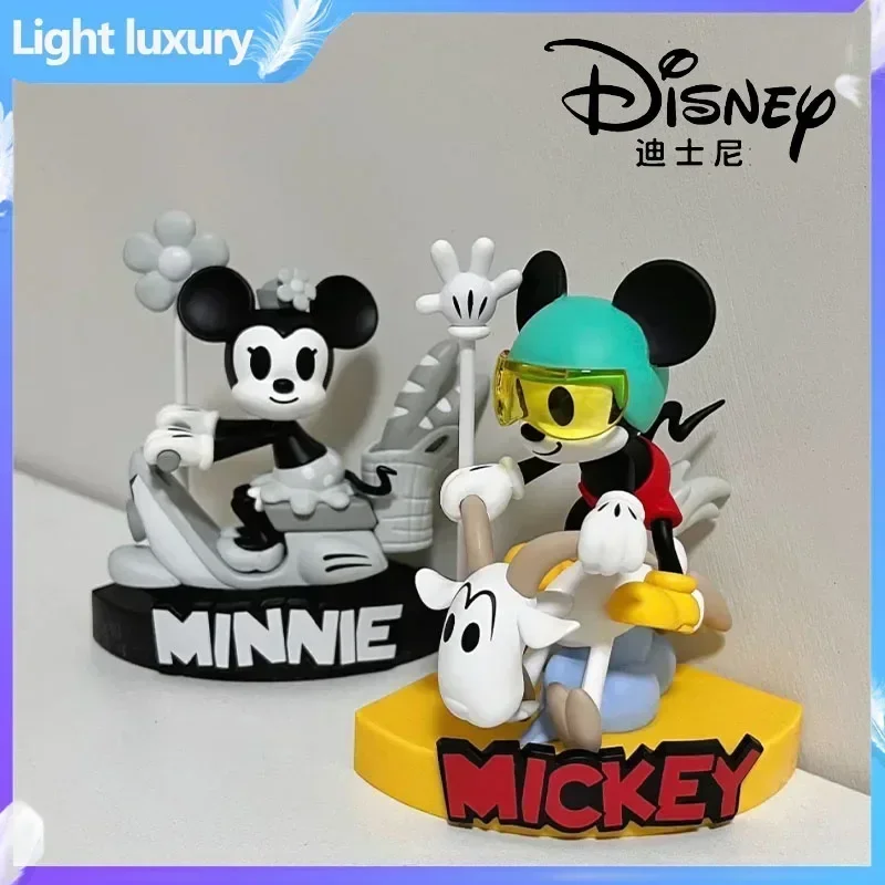 Disney Blind Box Mickey And His Friends Mystery Box Carousel Series Action Figure Decorazione Desktop Da Collezione Regalo Per Bambini