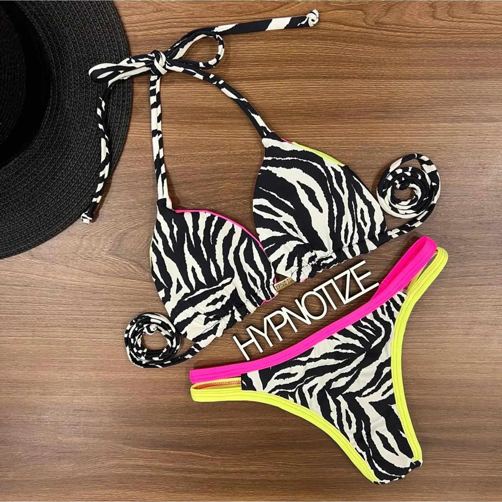 

Новый сексуальный женский раздельный купальник в полоску, Женский раздельный купальник с эффектом пуш-ап, треугольное бикини, женский купальник, пляжная одежда, купальный костюм