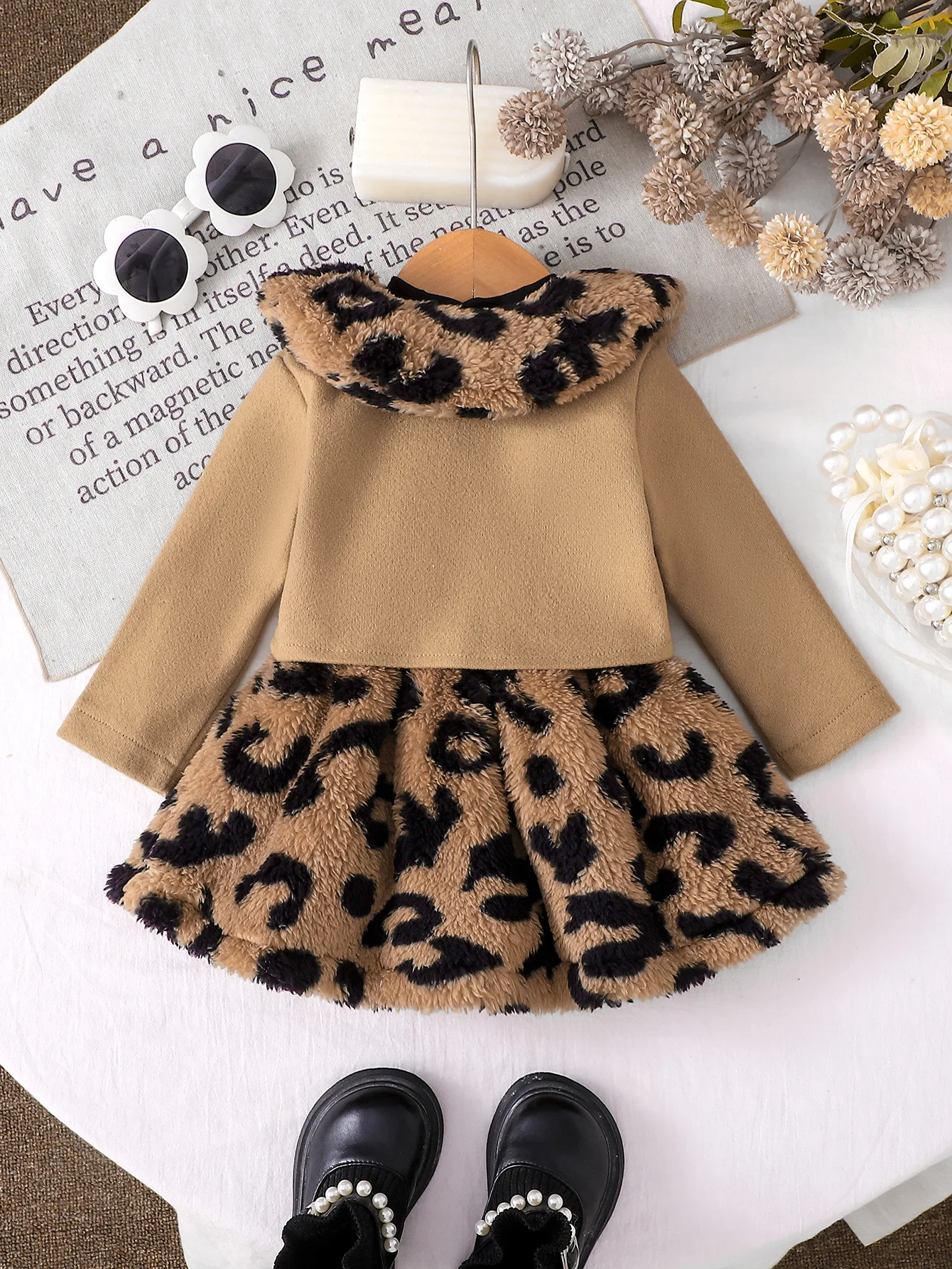 Baby Girl's "Little Princess" Leopard Print Plush Dress + Lapel Short Coat Set, Warm and Stylish Two-Piece Set for Autumn and Winter 2