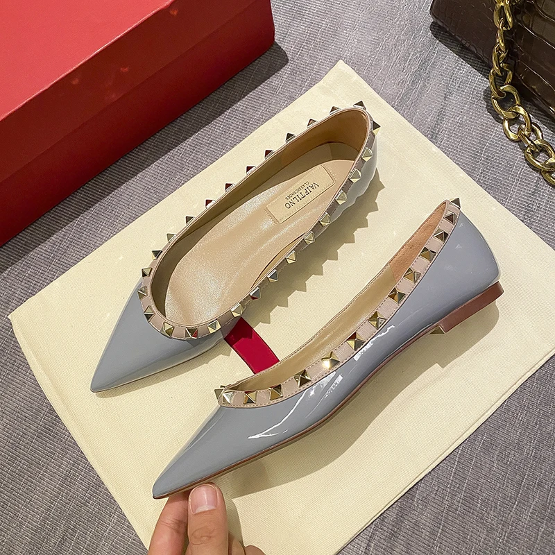 French Style Pointed Flat Bottomed Women's Shoes Trendy Fashion Rivets Shallow Black Patent Leather Single Shoes for Women women shoes women flats