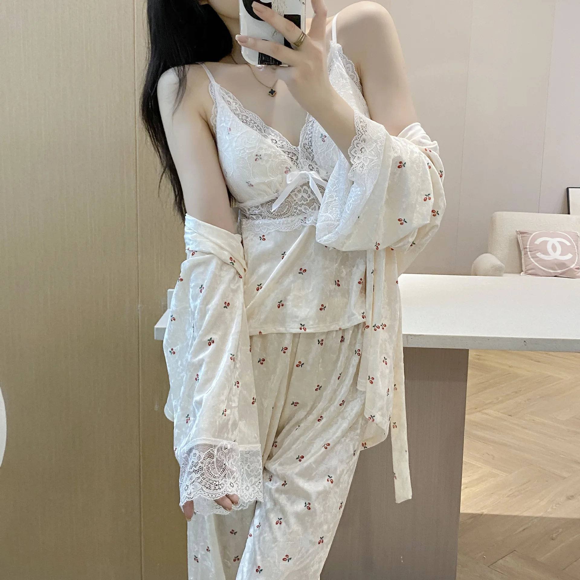 

Autumn And Winter New Velvet Sexy Pajamas Three Piece Set Women's Sling Pants Home Fur Long Sleeve Pajamas Lace Female Nightgow