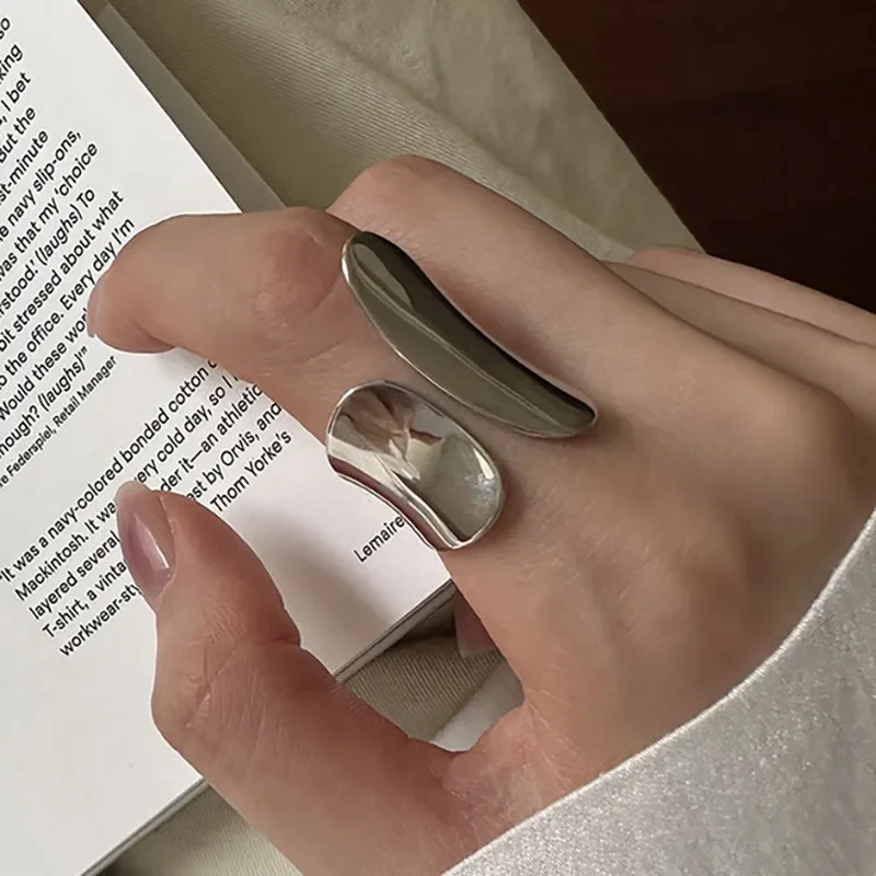 Geometric Ring In Silver With Pink Pattern For Women And Girls_voghion.com
