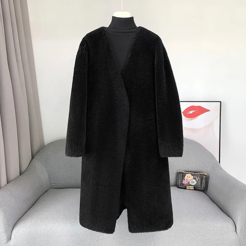 

Women Lamb's Wool Fur Coat 2023 Winter New V-neck Sheep Shearling Coat Female Medium-length Jacket Parka JT401