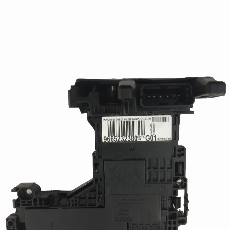 9805119280 9665878080 9665878280 9666817380 6500JE Fuse Box 
