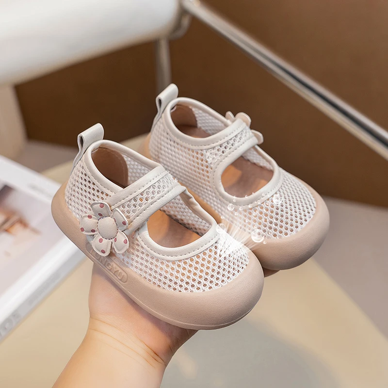 Breathable Mesh Girls Casual Sneakers Soft Sole