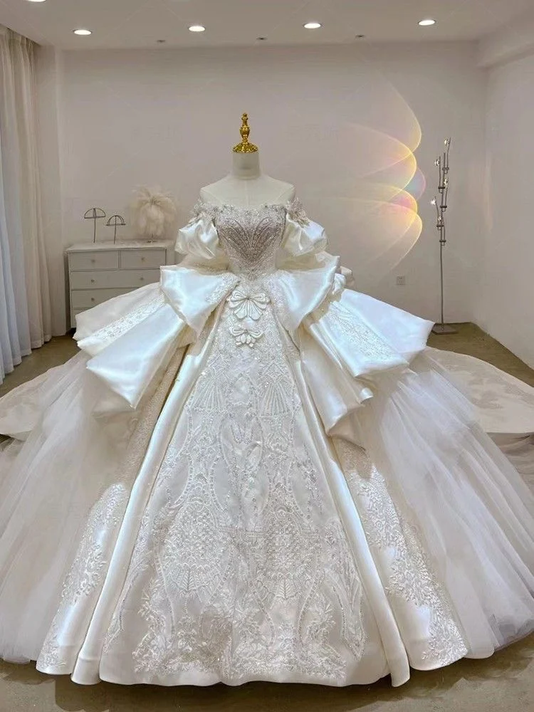 女の子のための裸の肩のウェディングドレス,フレンチ,ラージテール,V  