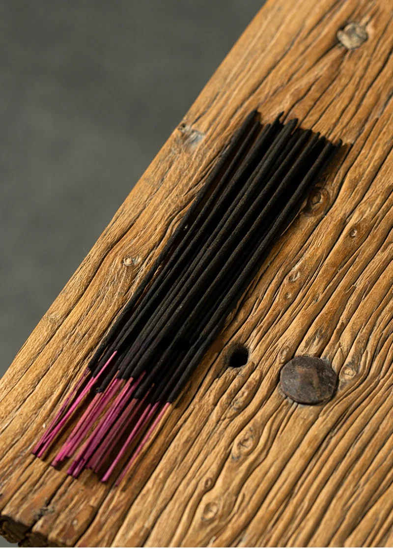 Premium Aromatherapy Incense Sticks with Lasting Fragrance - Sandalwood, Lavender, and Sage Essence