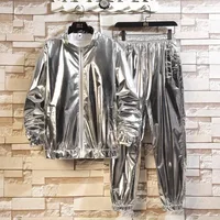 Performance sur scène dorée pour hommes, haut ample brillant à manches longues avec pantalon Long, costume décontracté à la mode argentée 2