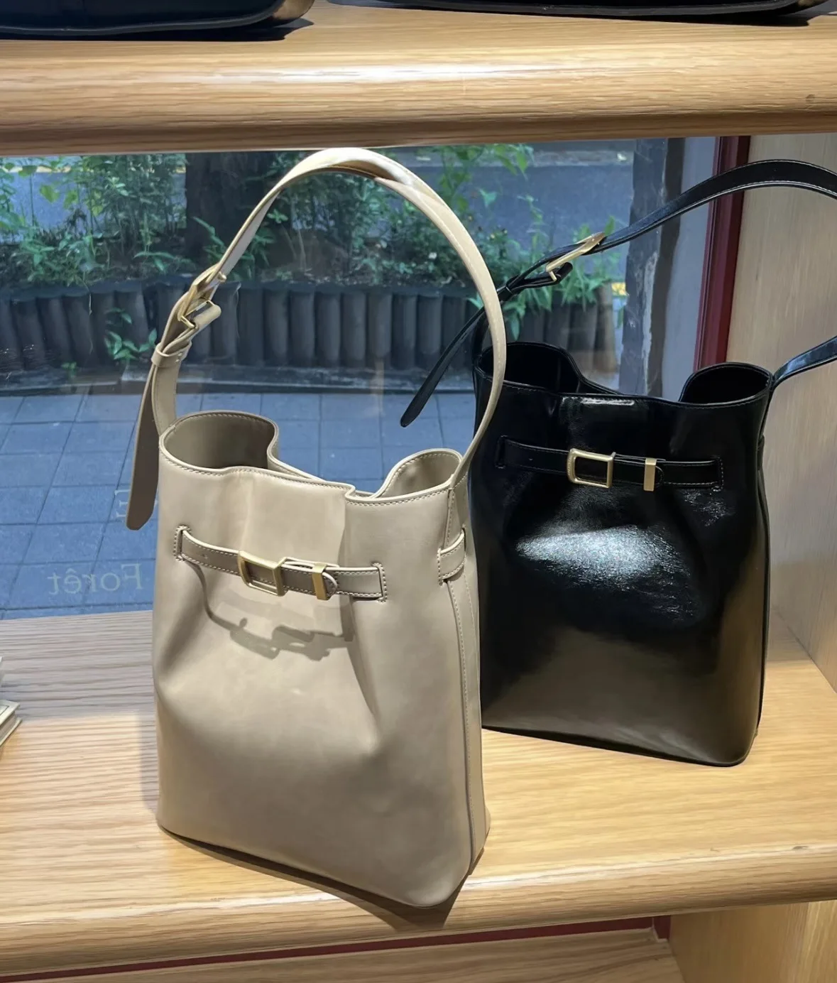 

Luxury Brand Korean Women's Tote Bag Shoulder Handbags Crossbody Y2k Bucket Large Capacity Commuting Retro Simplicity Fashion