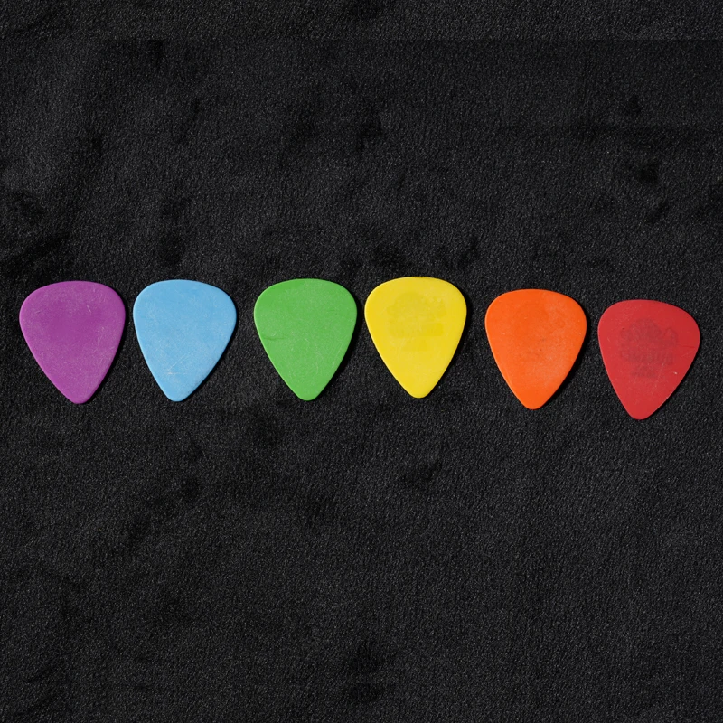 Description Picture 5 of itemDunlop  Pick. 418R STANDARD TORTEX material non-slip acoustic/electric guitar picks. Thickness: 0.50/0.60/0.73/0.88/1.00/1.14mm.